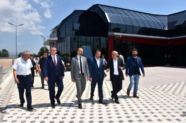 'Cumhur'dan yatırım turu