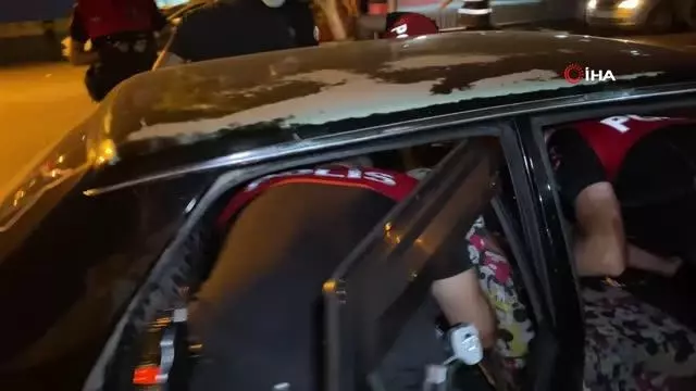 Son dakika haberleri... İskenderun polisi kentin 50 ayrı noktasında sıkı denetimler yaptı.