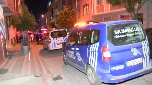 İSTANBUL-SULTANGAZİ'DE İKİ BİNA ÇÖKME RİSKİ NEDENİYLE BOŞALTILDI