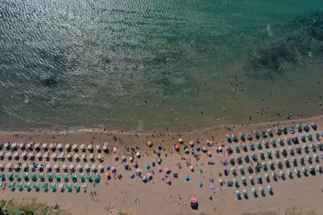 KASTAMONU - Karadeniz sahillerindeki yoğunluk Akdeniz'i aratmıyor
