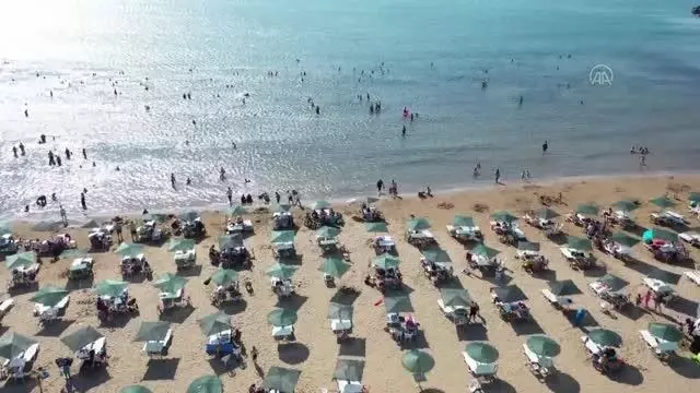 KASTAMONU - Karadeniz sahillerindeki yoğunluk Akdeniz'i aratmıyor