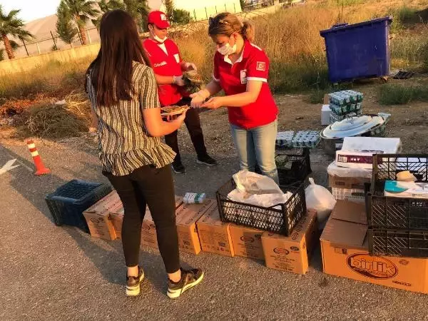 Son dakika haberi! Türk Kızılaydan orman yangınlarından etkilenenlerle müdahale ekiplerine yiyecek desteği
