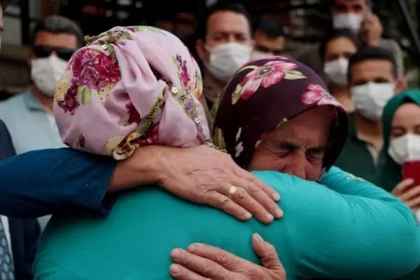 KOZAN'DA İKİNCİ GÜNÜNDE DEVAM EDEN ORMAN YANGININ ACI TABLOSU SABAH ORTAYA ÇIKTI