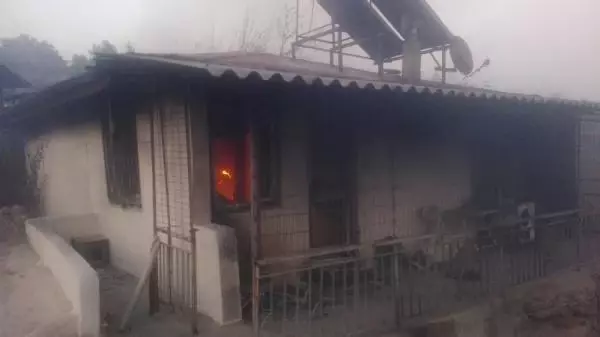 Son dakika haber: YANGIN MANAVGAT ŞELALESİ'NE YAKLAŞTI
