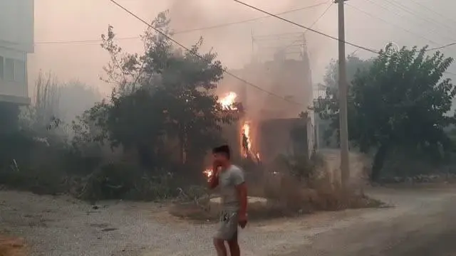 Manavgat ve Akseki'deki orman yangınları - Karaöz mahallesi