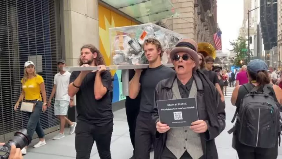 Manhattan'da çevre protestosu