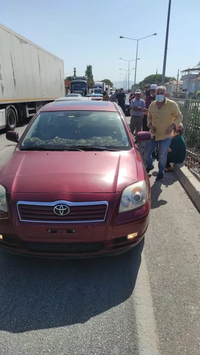 Manisa'da trafik kazalarında 2 kişi yaralandı