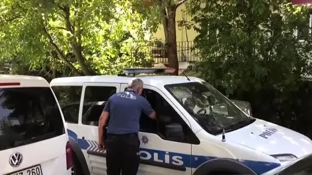 Son dakika haber... Öldürmeye teşebbüs ve yağma suçlarından aranan zanlı tutuklandı