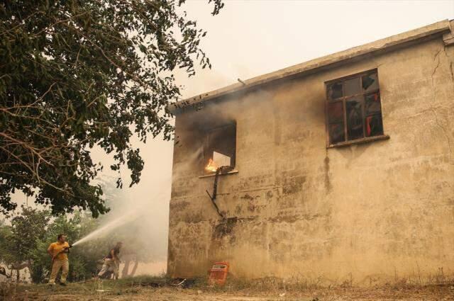 Son Dakika: Alevlere esir olan Manavgat'tan acı haber! 82 yaşındaki bir vatandaşımız hayatını kaybetti Son Dakika: Alevlere esir olan Manavgat'tan acı haber! 82 yaşındaki bir vatandaşımız hayatını kaybetti