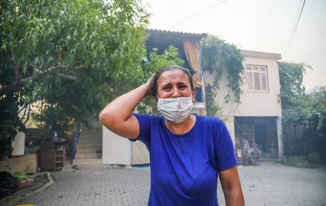 Son Dakika: Antalya'da dünden beri devam eden orman yangınlarında hayatını kaybedenlerin sayısı 3'e yükseldi