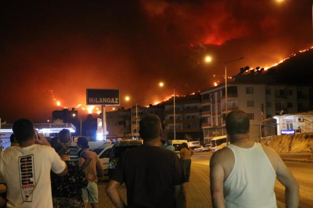 Türkiye felaketi yaşıyor! 7 ilde 21 noktada orman yangınları sürüyor