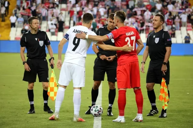 UEFA Avrupa Konferans Ligi: Sivasspor: 0 Petrocub: 0 (Maç devam ediyor)