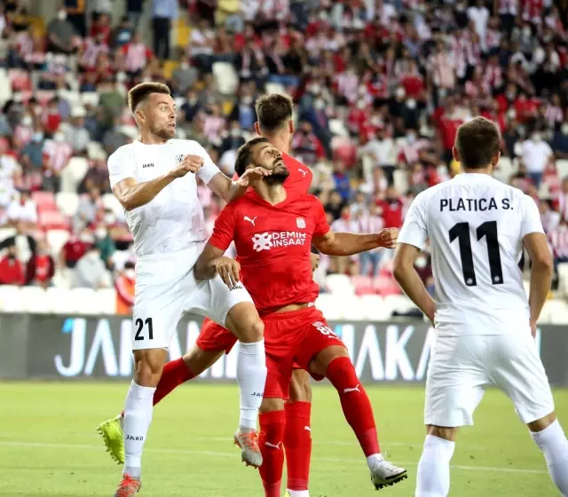 UEFA Avrupa Konferans Ligi: Sivasspor: 1 - Petrocub Hincesti: 0 (Maç sonucu)
