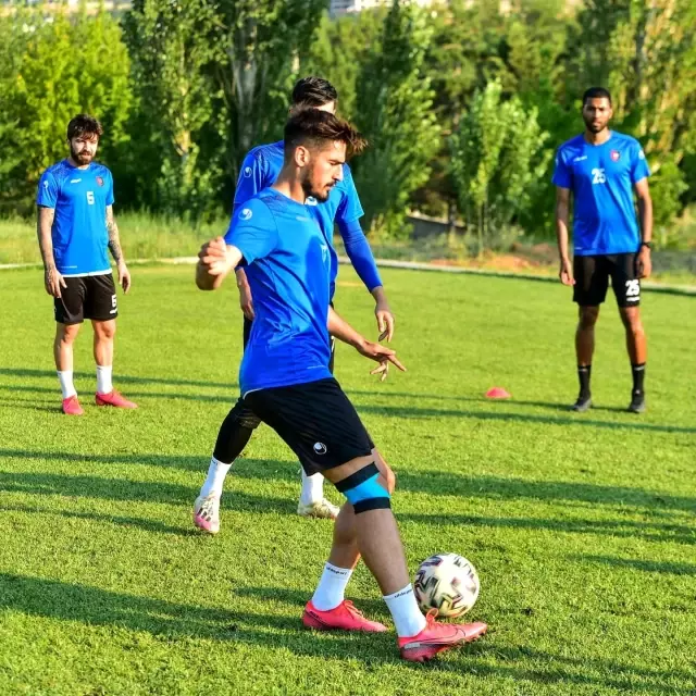 Uşakspor, yeni sezon çalışmalarına devam ediyor