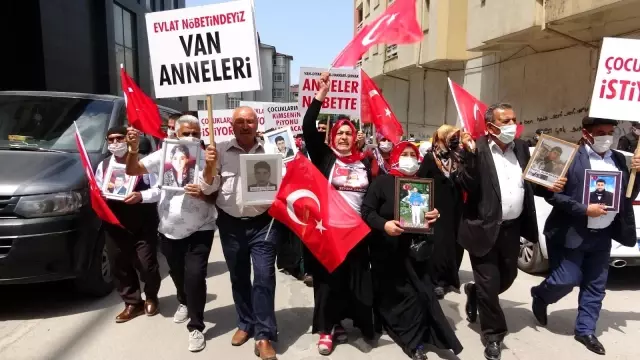 Son Dakika | Vanlı anne: 10 yıldır HDP ve PKK ile savaşan bir anneyim