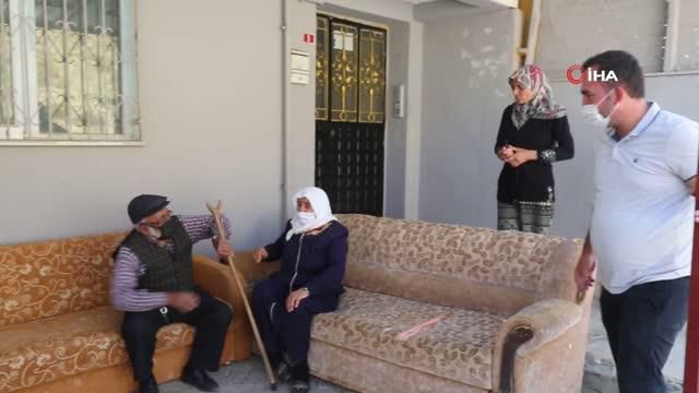 yasli cifti asiya ulastirmak icin seferber ol 14296377 o