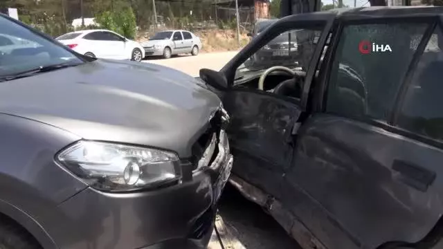 Bilecik'te meydana gelen trafik kazasında 2 kişi yaralandı