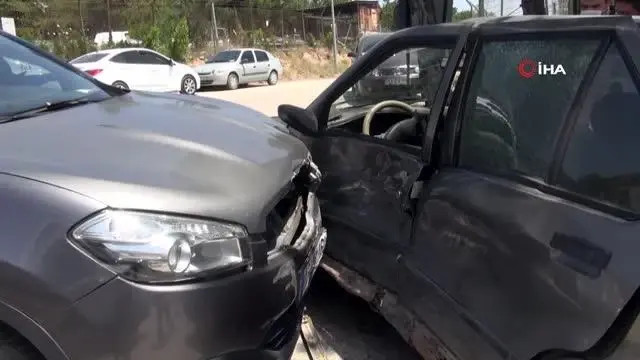 Bilecik'te meydana gelen trafik kazasında 2 kişi yaralandı