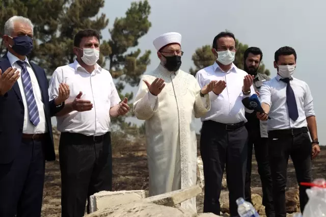 Diyanet İşleri Başkanı Erbaş'tan orman yangınında hayatını kaybeden çiftin yakınlarına taziye ziyareti