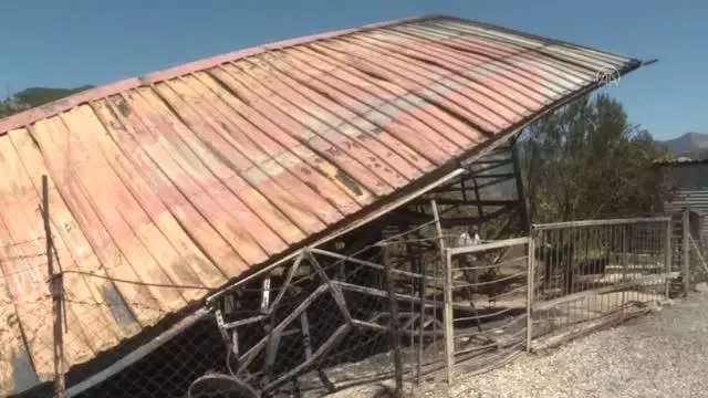 Eşinin hatıralarının bulunduğu evi yanan yaşlı vatandaş duygularını gözyaşları arasında anlattı