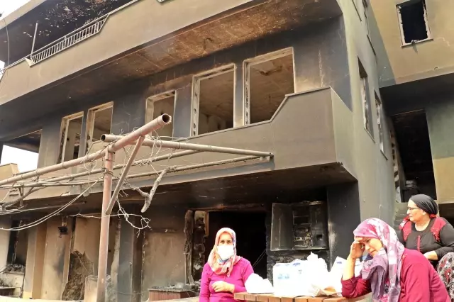 Evlerine gelip küle döndüğünü görünce gözyaşlarına boğuldular