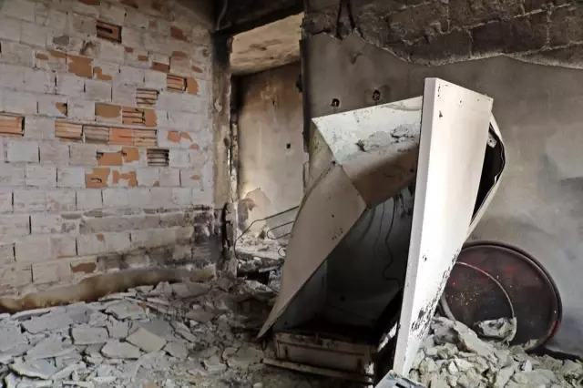Evlerine gelip küle döndüğünü görünce gözyaşlarına boğuldular