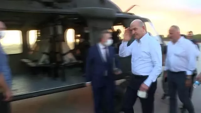 İçişleri Bakanı Soylu, Manavgat'taki yangın bölgesinde incelemelerde bulundu