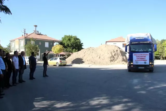 Karaman'dan, Manavgat'a 20 bin balya saman