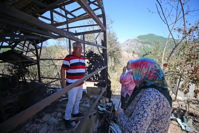 Eşinin hatıralarının bulunduğu evi yanan yaşlı vatandaş duygularını gözyaşları arasında anlattı