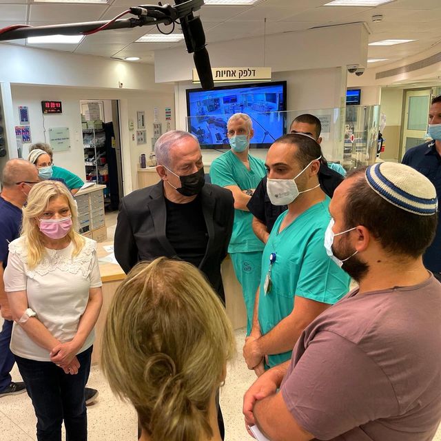netanyahu covid 19 asisinin 3 dozunu yaptirdi 2 14298929 o