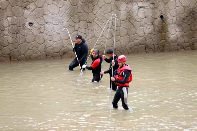 Rize'deki sel ve heyelanda kaybolan 2 kişiyi arama çalışmaları devam ediyor
