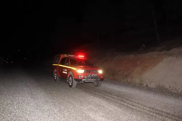 Son dakika haberi: Yangınlara karşı ekipler gece gündüz demeden görev başında