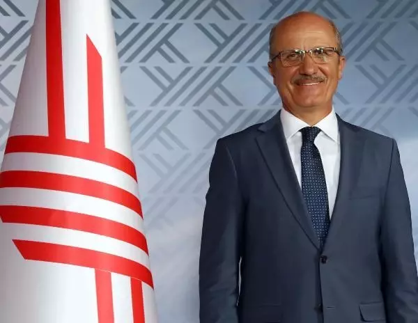 YÖK'te devir teslim töreni! Yeni başkan hızlı başladı