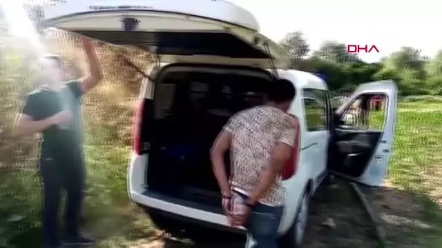 20 KİLOMETRELİK KOVALAMACA SONUCU ÇALINTI ARAÇLA YAKALANDILAR