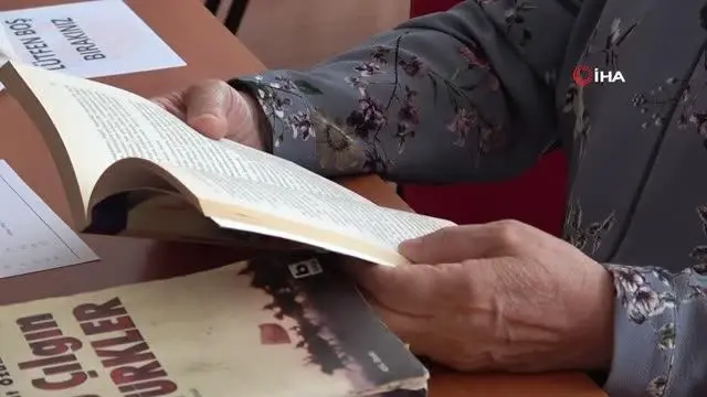 75 yaşında liseden mezun oldu: Hedefi hukuk okumak