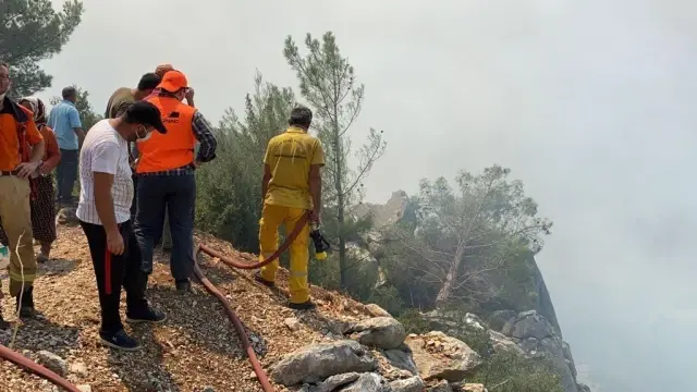 Son dakika haberi! Akseki'de orman yangını devam ediyor