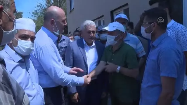 Akseki'deki orman yangınında hayatını kaybeden kişinin cenazesi toprağa verildi