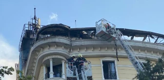 Ankara'da otelin çatısında çıkan yangın korkuttu
