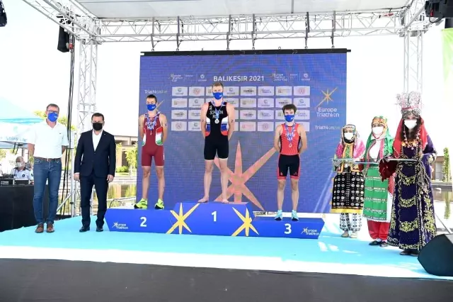 Balıkesir'de triatlon heyecanı