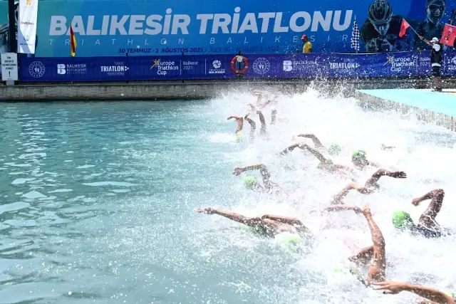 Balıkesir'de triatlon heyecanı