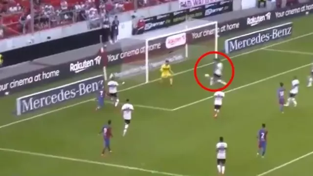 Barcelona'da forma giyen Türk yıldız Yusuf Demir'den klas gol! Katalan devinin paylaşımı beğeni yağmuruna tutuldu Barcelona'da forma giyen Türk yıldız Yusuf Demir'den klas gol! Katalan devinin paylaşımı beğeni yağmuruna tutuldu