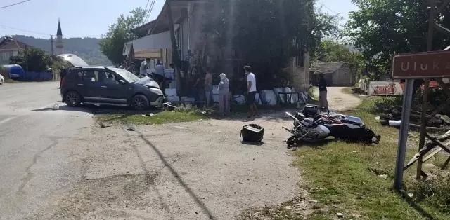 Bartın'da motosiklet otomobille çarpıştı: 1 ağır yaralı