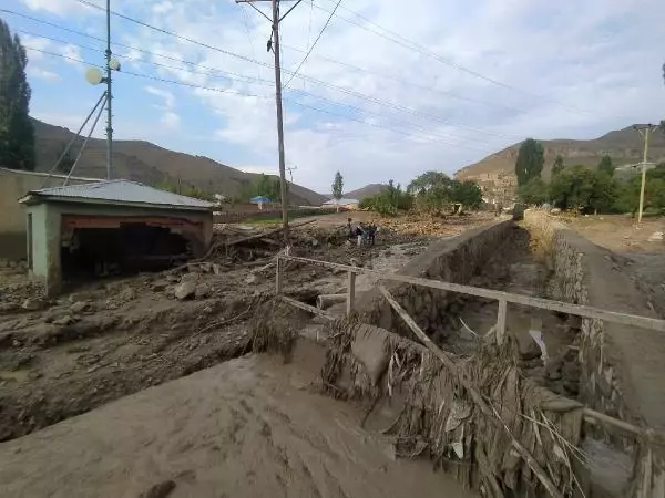 Başkale İlçemizde Devam Eden Sel Felaketi ile ilgili Basın Açıklaması