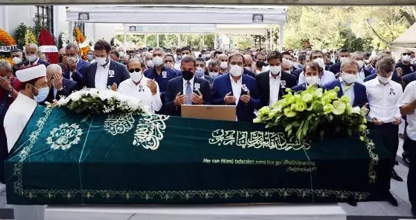 Çetin Oktay son yolculuğuna uğurlandı//Fotoğraflar