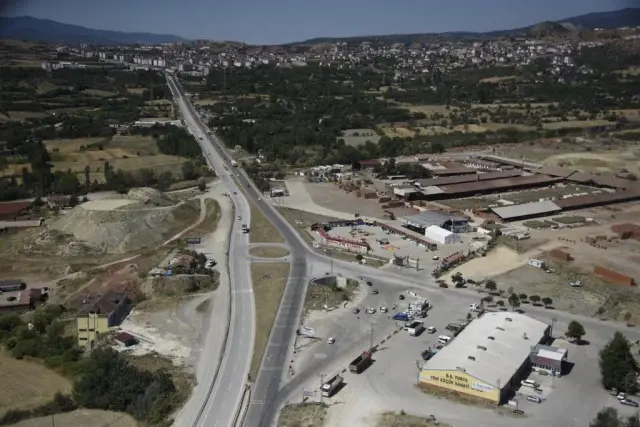 D-100 kara yolunun Kastamonu bölümünde helikopter destekli trafik denetimi yapıldı