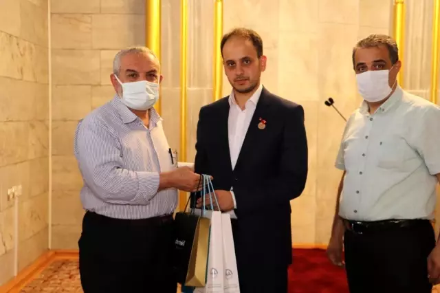 Ezanı en güzel şekilde okumak için yarıştılar