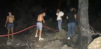 Ölüdeniz Mahallesi: Son dakika haberi | Fethiyeliler yangını söndürmek için seferber oldu Ölüdeniz Mahallesi: Son dakika haberi | Fethiyeliler yangını söndürmek için seferber oldu