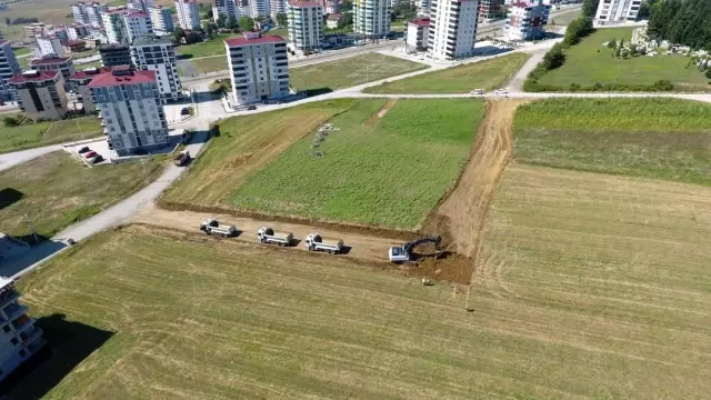 Son dakika haberi... İlkadım Belediyesi ulaşım ağına yeni yollar kazandırmaya devam ediyor