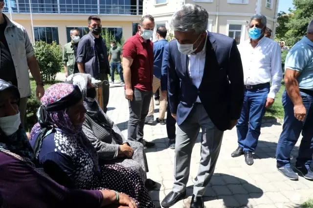 Sayın Valimiz, Kından Ailesini Acı Gününde Yalnız Bırakmadı