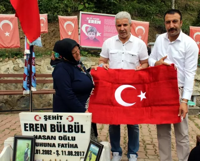 Kırşehirli şehit aileleri, Bozkırdan Karadeniz'e Kardeşlik Gezisi nde şehit Eren Bülbül'ün ailesini ziyaret etti